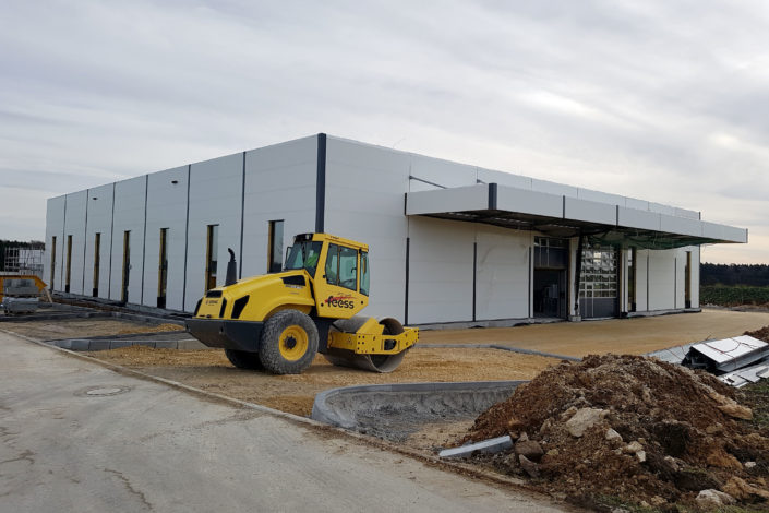SF-Bau-Außenanlage-Neubau Produktionhalle mit Büro- und Sozialgebäude-Türkheim-Stahlbau-Schlüsselfertigbau
