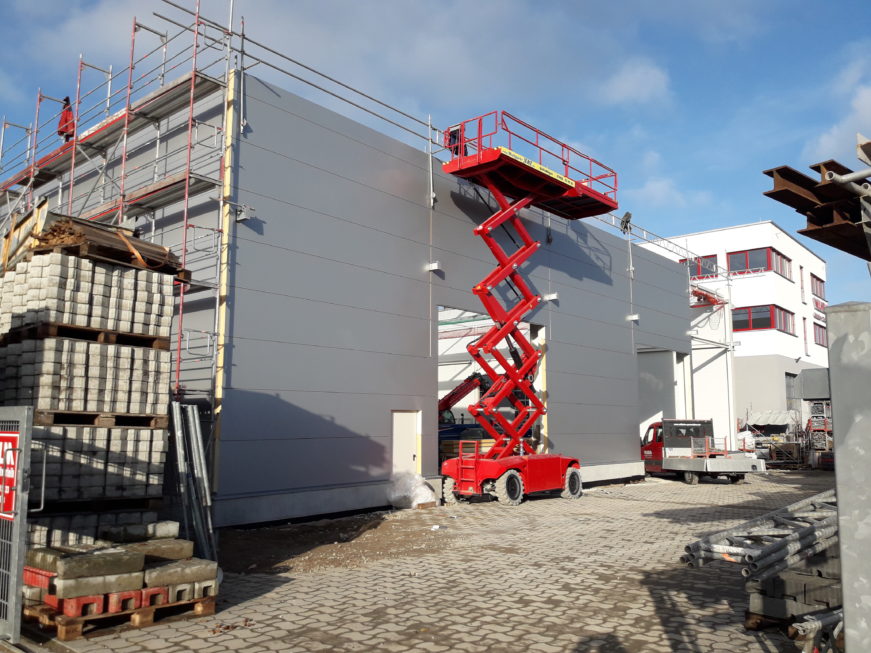 SF-Bau-Dach und Isowand-Neubau Bürogebäude und Lagerhalle Filderstadt-Bonlanden-Stahlbau-Schlüsselfertigbau