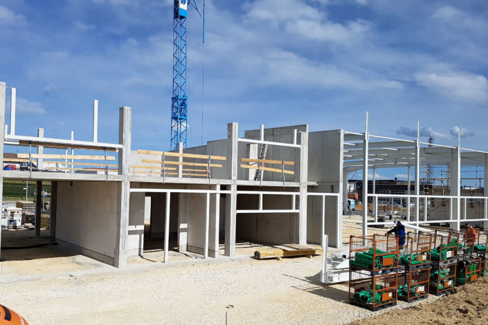 SF-Bau-Stahlbauarbeiten-Fundamente-Neubau Autohaus mit Ausstellungsraum-Böhmenkirch-Stahlbau-Schlüsselfertigbau