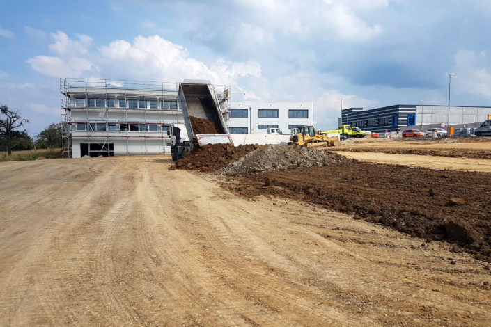 SF-Bau-Erdarbeiten-Neubau Produktionshalle mit Büro- und Sozialräumen-Kirchheim-Stahlbau-Schlüsselfertigbau