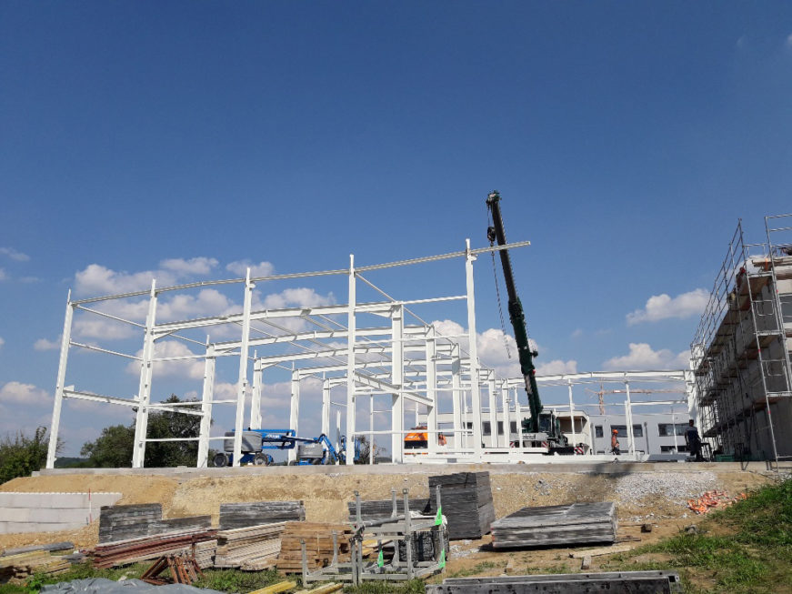SF-Bau-Stellung Stahlbau-Neubau Produktionshalle mit Büro- und Sozialräumen-Kirchheim-Schlüsselfertigbau