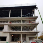 I-Bau-Stahlkonstruktion-Trapezblechverkleidung-Fassade-Neubau Möbelhaus-Stahlbau-Komplettbau-Industriebau