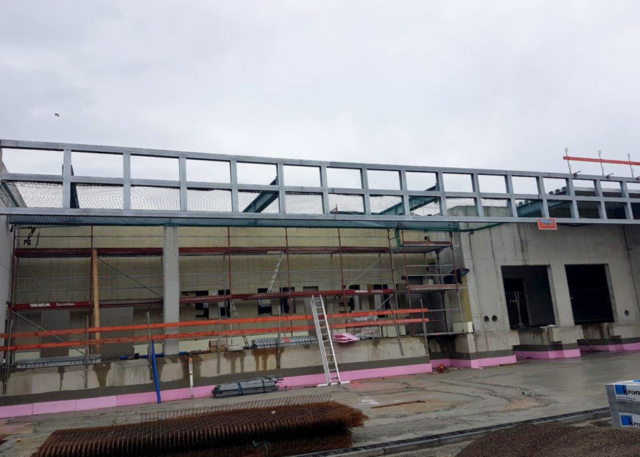 Stahlbau-Fertigstellung Stahlbauarbeiten-Neubau Flagship Outlet Center-Metzingen-Stahlbau