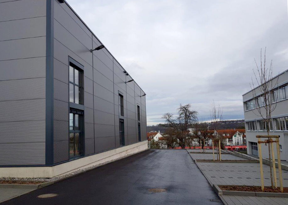 SF-Bau-Abnahme und Urkundenübergabe-Neubau Produktionshalle mit Büro- und Sozialräumen-Kirchheim