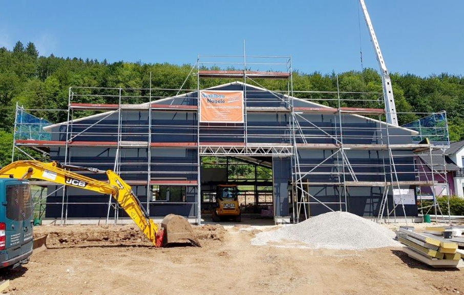 SF-Bau-Hülle-Neubau Halle mit integriertem Büroteil-Schwäbisch Gmünd-Stahlbau-Schlüsselfertigbau
