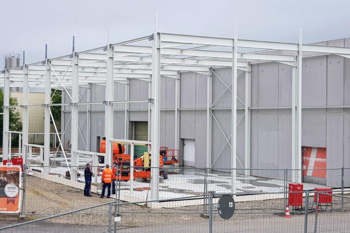 I-Bau-Stellung Stahlkonstruktion-Anbau Logistikhalle-Illertissen-Stahlbau-Industriebau-Komplettbau