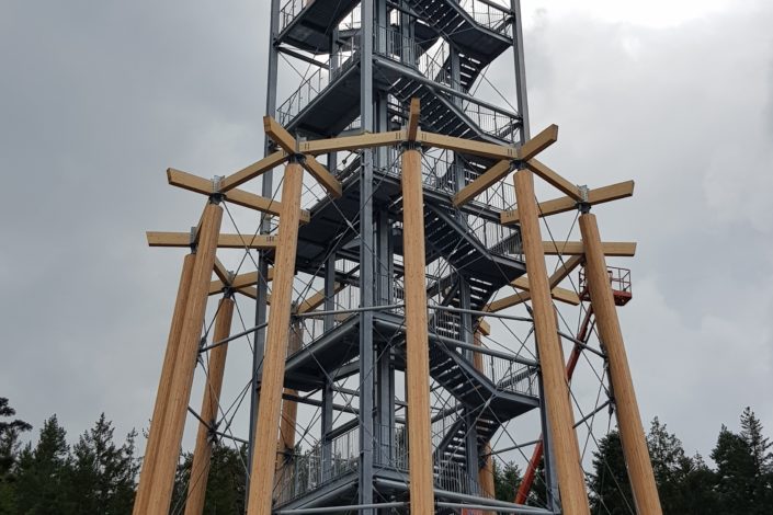 Stahlbau-Befestigungsdetails-Neubau Aussichtsturm-Schömberg-Stahlbau