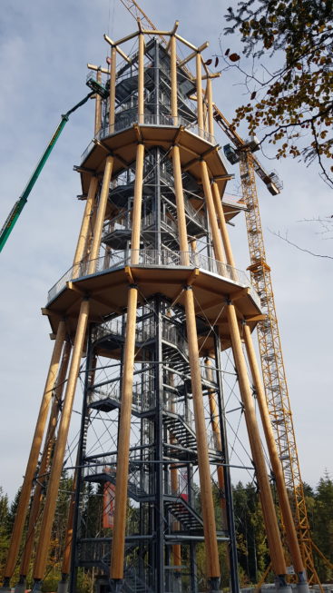 Stahlbau-Montage Strahlenträger-Neubau Aussichtsturm-Schömberg-Stahlbau