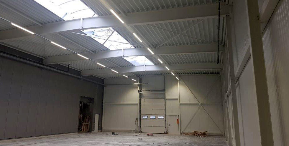 SF-Bau-Elektroarbeiten abgeschlossen-Hallenerweiterung an bestehendes Gebäude-Unterensingen-Schlüsselfertigbau