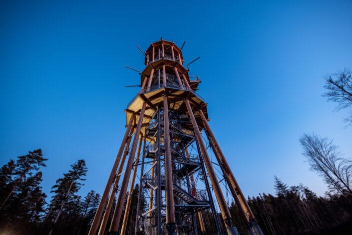 Stahlbau-Außenansicht-Neubau Aussichtsturm-Schömberg-Stahlbau