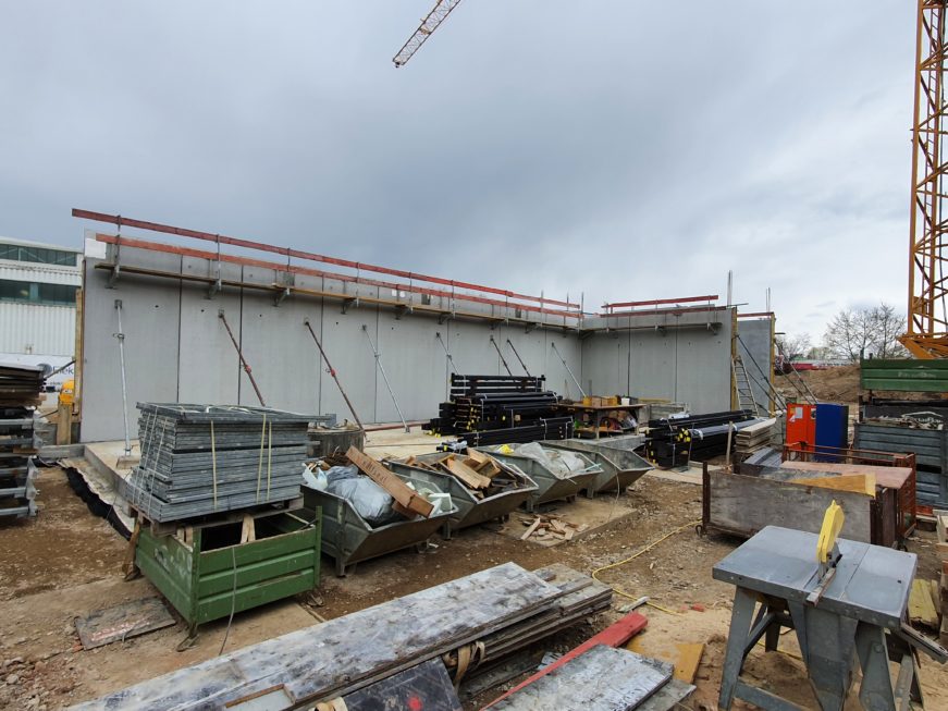 SF-Bau-Halbfertigteilwände betoniert-Neubau Fitness und Werkstatt-Eislingen-Schlüsselfertigbau
