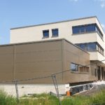 SF-Bau-Außenfassade-Neubau Betriebs- und Bürogebäude-Rommelshausen-Schlüsselfertigbau