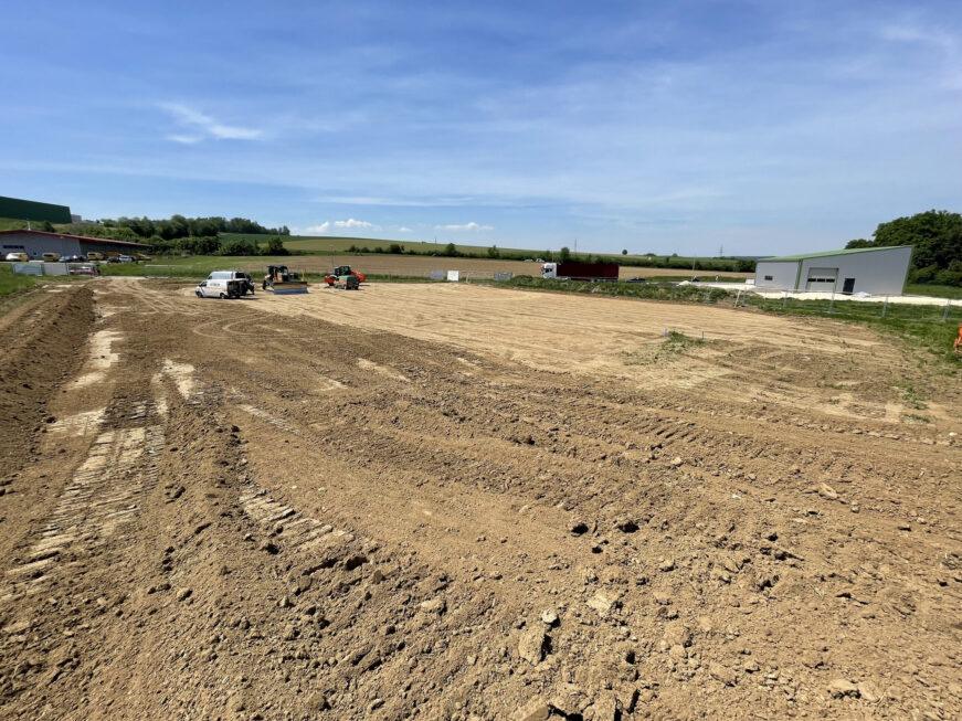 SF-Bau-Baustellenstart Erdarbeiten- Neubau Niederlassung Süddeutschland-Giengen an der Brenz-Schlüsselfertigbau