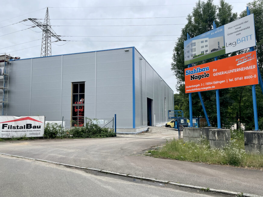 SF-Bau-Fassadenarbeiten-Neubau Produktionshalle mit Bürogebäude-Plochingen-Schlüsselfertigbau