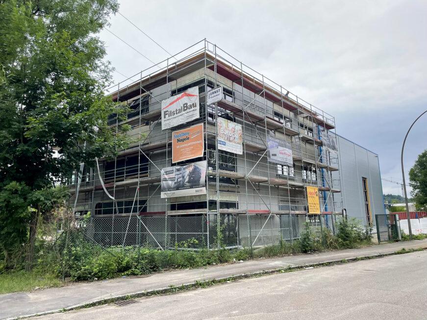 SF-Bau-Fenstereinbau-Neubau Produktionshalle mit Bürogebäude-Plochingen-Schlüsselfertigbau