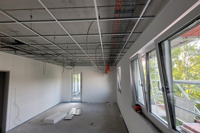 SF-Bau-Deckenverkleidung-Neubau Produktionshalle mit Bürogebäude-Plochingen-Schlüsselfertigbau