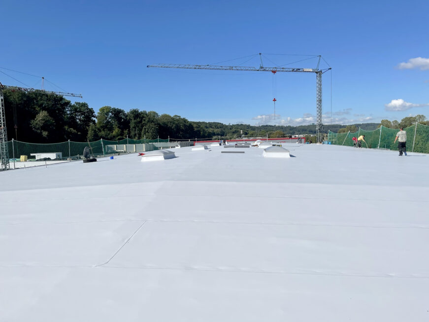 SF-Bau-Bestandsgebäude Dacharbeiten-Anbau Lagerfläche-Deizisau-Schlüsselfertigbau